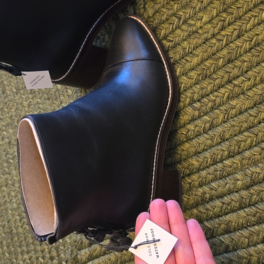 Cole Haan Black Leather Ankle Booties Waterproof - Picture 2 of 8